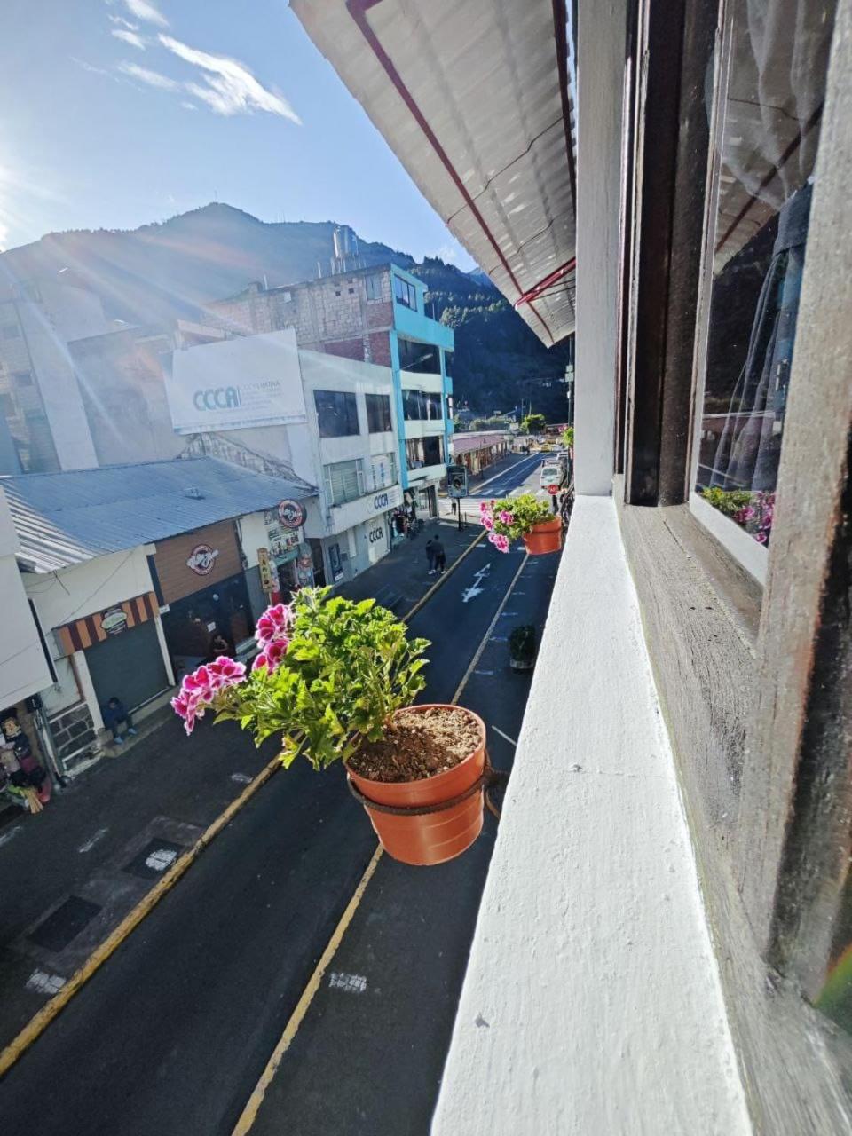 Garden House Hostal 바뇨스 외부 사진
