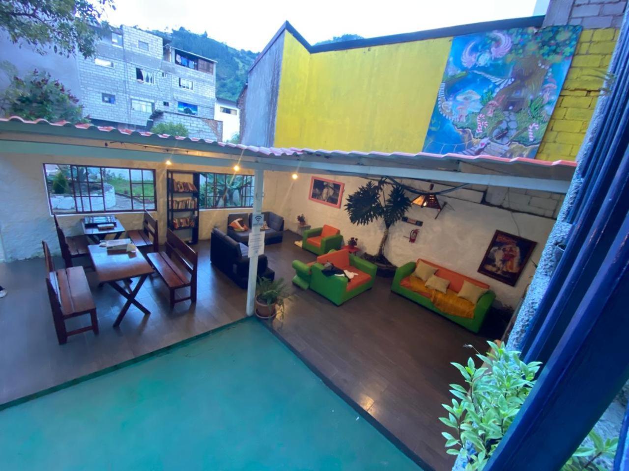 Garden House Hostal 바뇨스 외부 사진