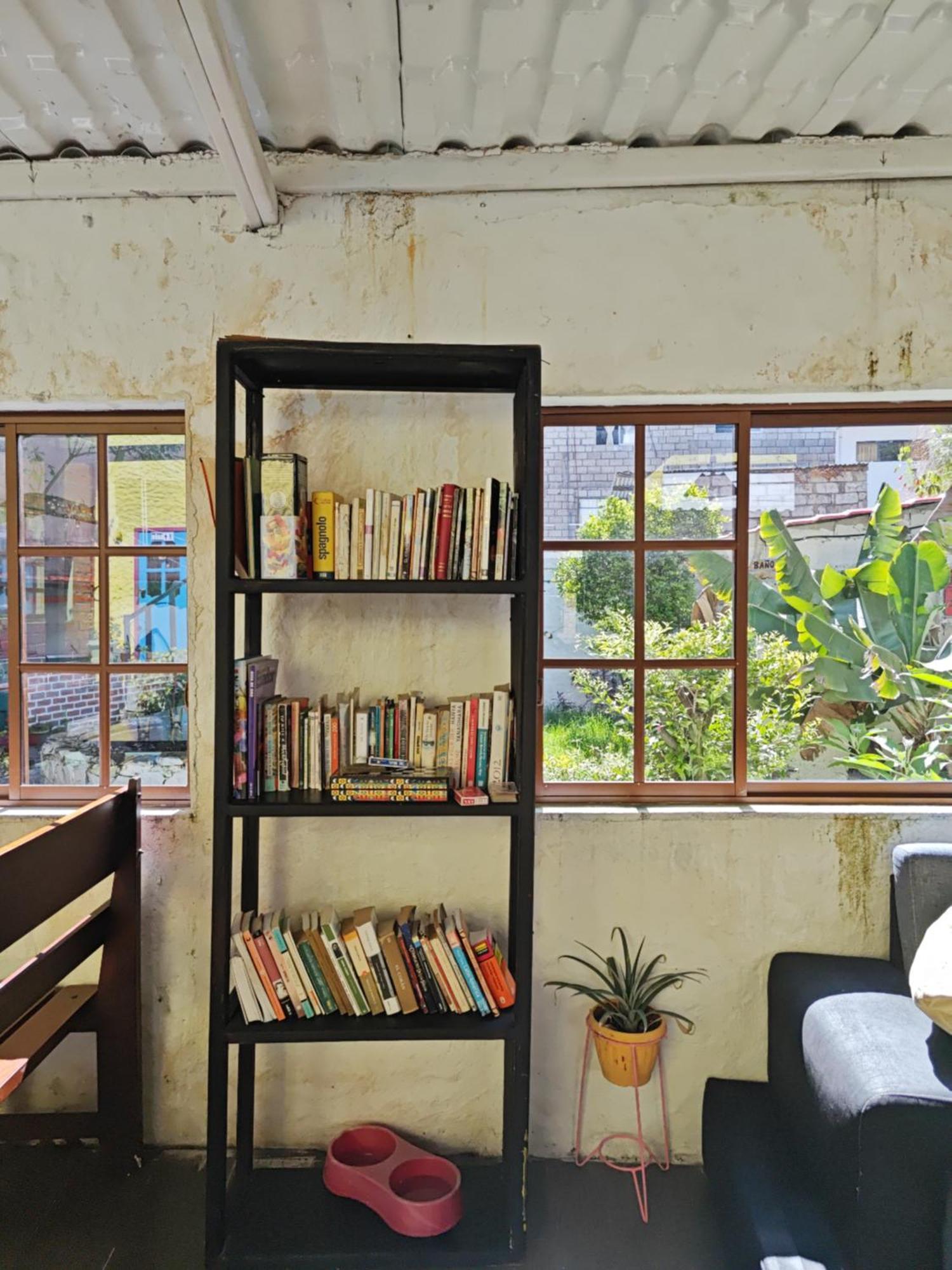 Garden House Hostal 바뇨스 외부 사진