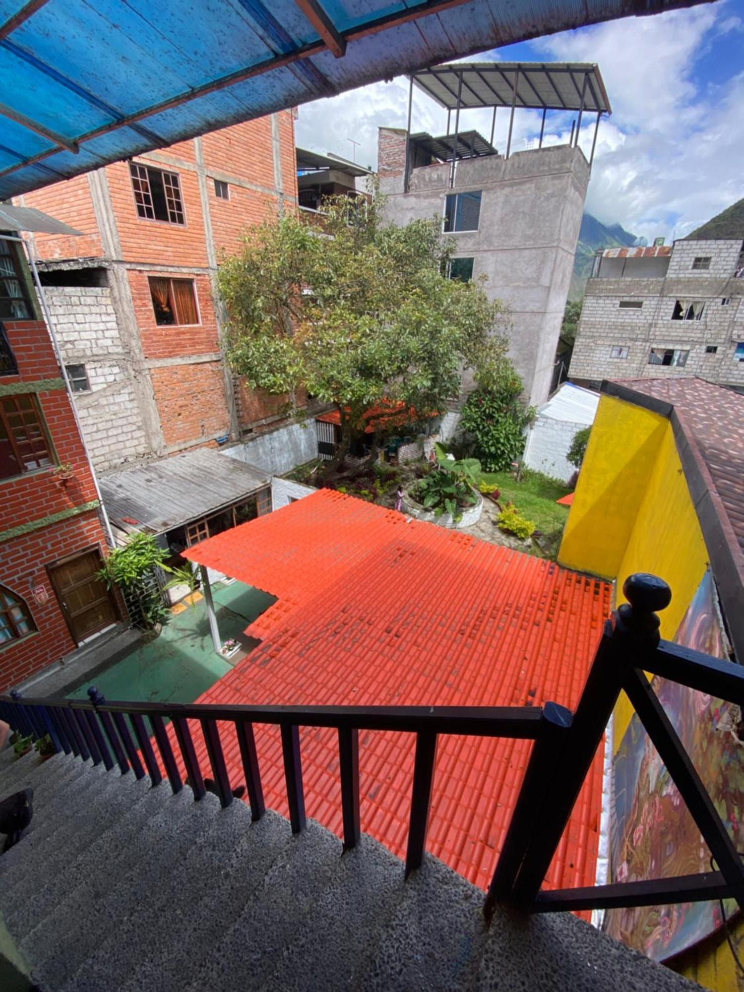 Garden House Hostal 바뇨스 외부 사진